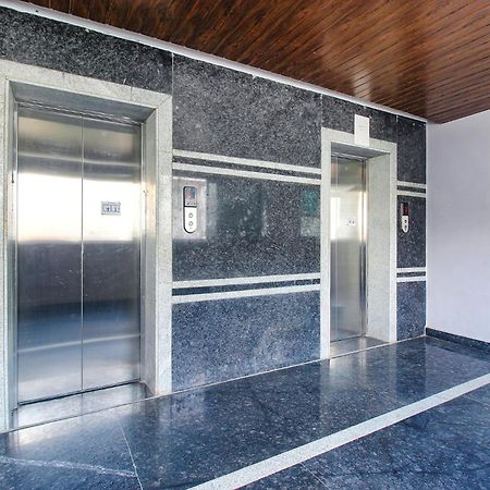 Fabhotel Ssr Fern Suites - 100M From Gsm Mall Madeenaguda Lingampalli Extérieur photo
